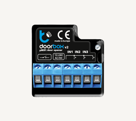 BleBox doorBox v2 — vooraanzicht klemcontacten